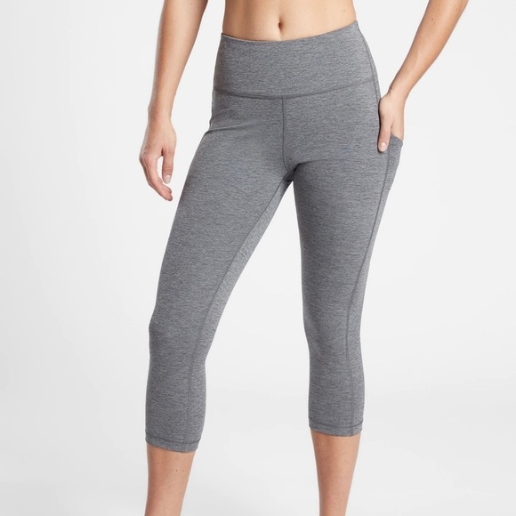 Athleta Ultimate Stash Pocket Gray Capri Leggings - Picture 1 of 8